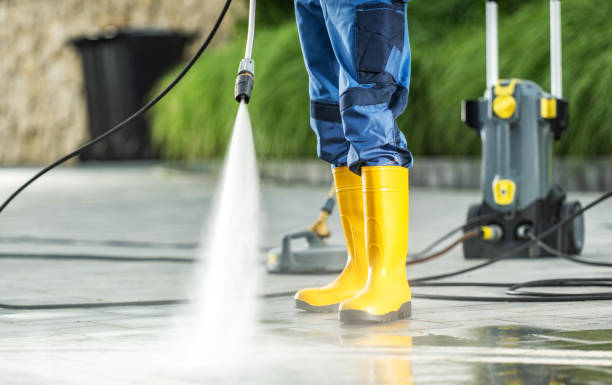 Best Deck Pressure Washing  in Bee Cave, TX